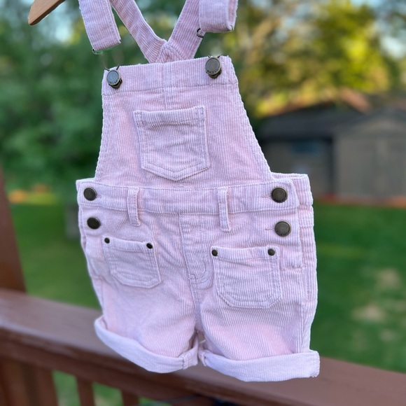 Jamie Kay short overall - Picture 9 of 10